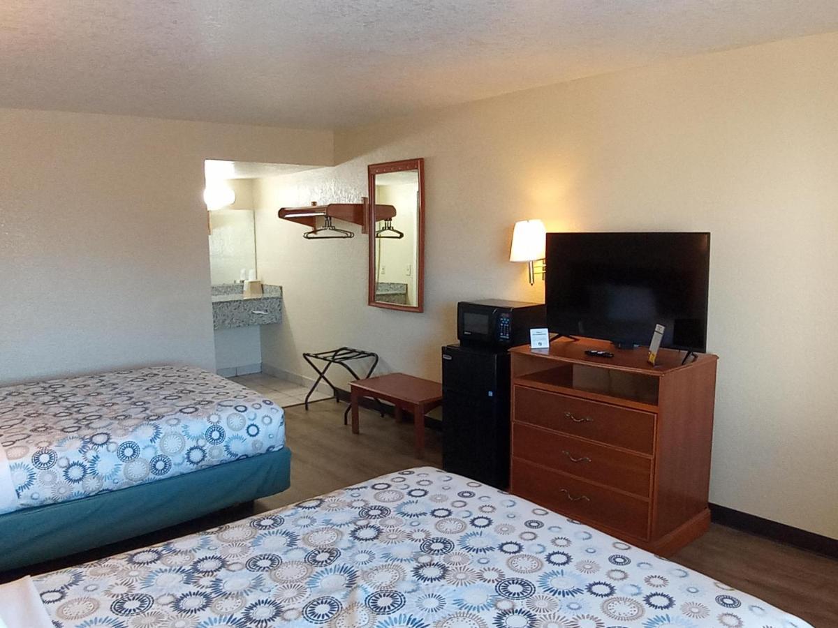 Hole Inn The Wall Hotel - Fort Walton Beach - Sunset Plaza - Nearby Beaches & Hurlburt Luaran gambar