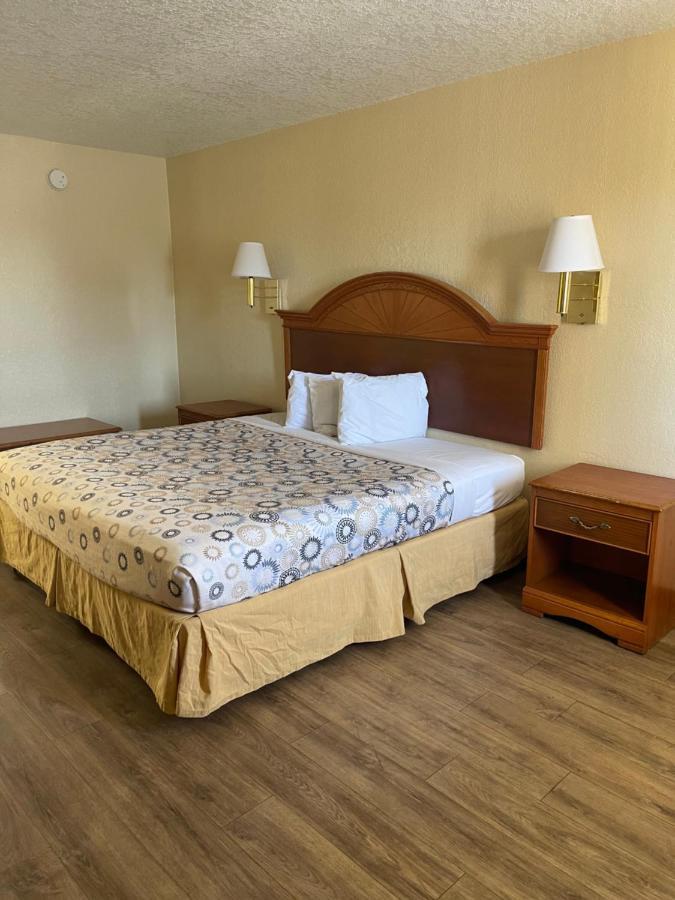 Hole Inn The Wall Hotel - Fort Walton Beach - Sunset Plaza - Nearby Beaches & Hurlburt Luaran gambar