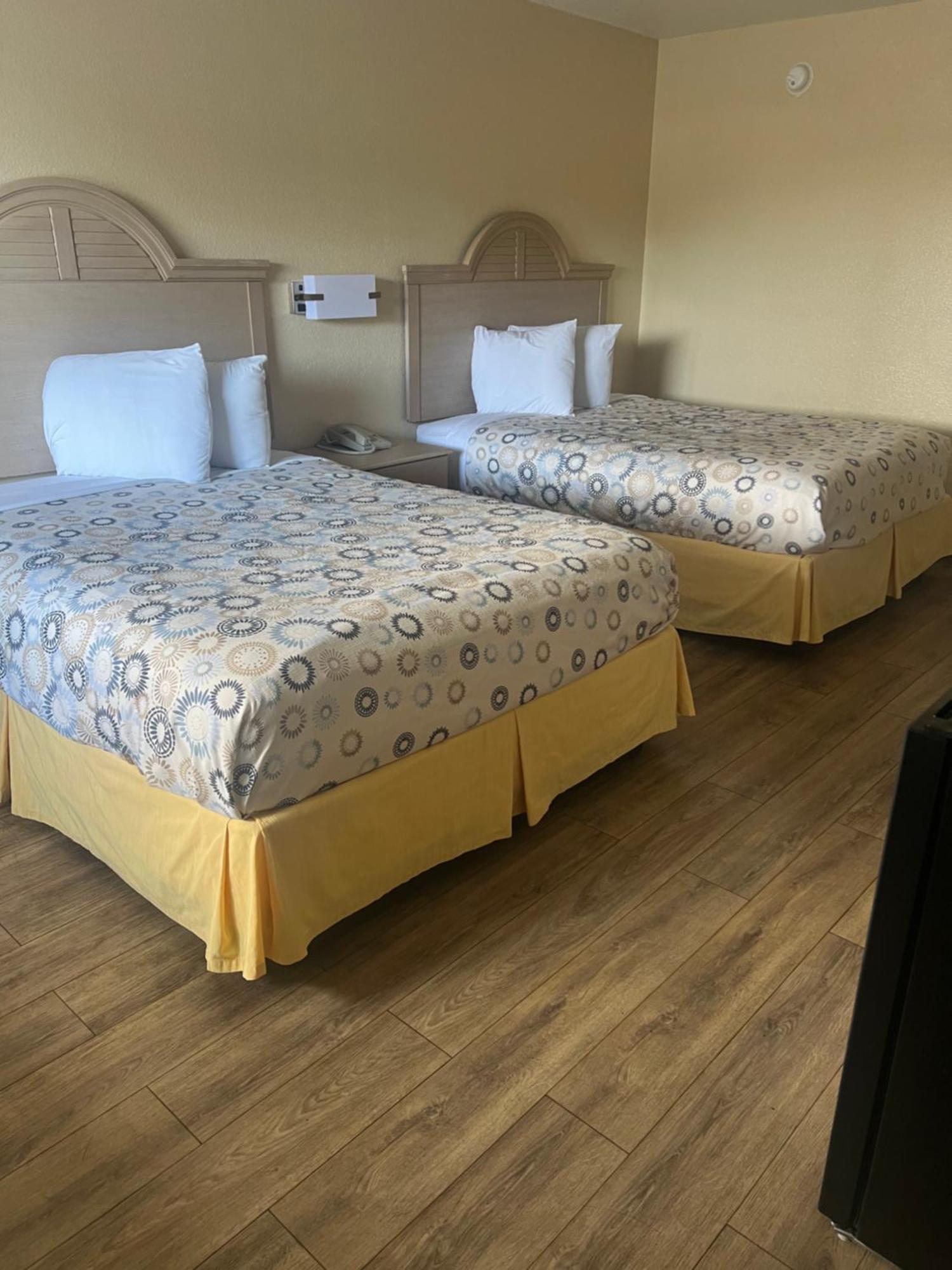 Hole Inn The Wall Hotel - Fort Walton Beach - Sunset Plaza - Nearby Beaches & Hurlburt Luaran gambar