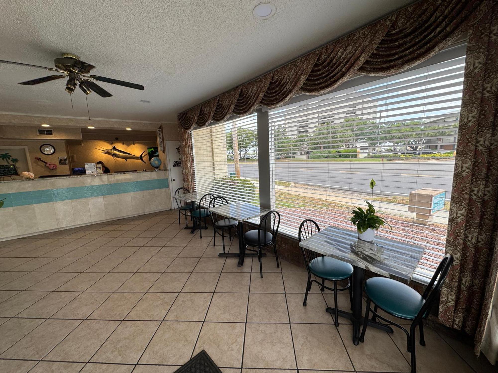 Hole Inn The Wall Hotel - Fort Walton Beach - Sunset Plaza - Nearby Beaches & Hurlburt Luaran gambar