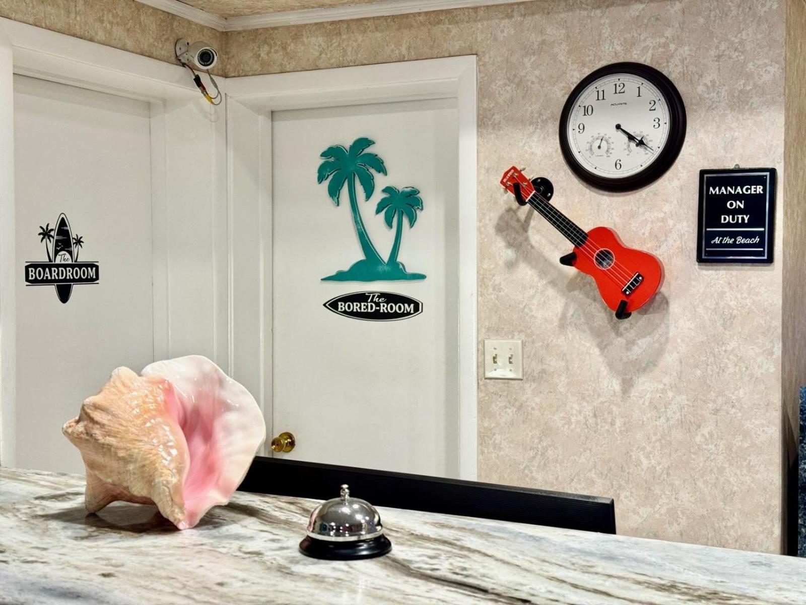 Hole Inn The Wall Hotel - Fort Walton Beach - Sunset Plaza - Nearby Beaches & Hurlburt Luaran gambar